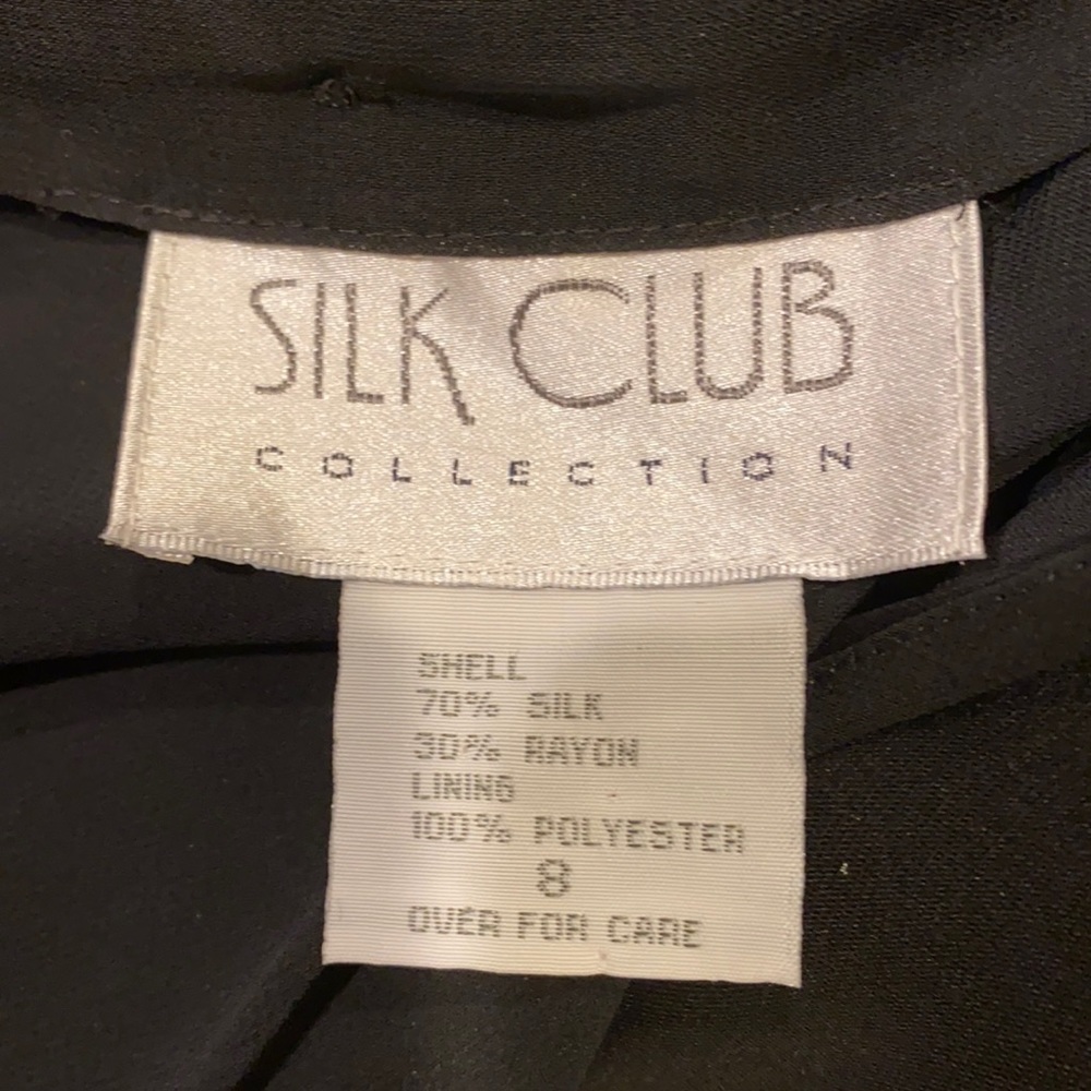 Silk Club Collection Sleeveless Button Up Silk/Rayon Sleeveless Top - Picture 11 of 13